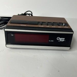 Vintage Cosmo Time Solid State Alarm Clock E517A Woodgrain Retro Works!